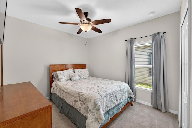 10409 Candleberry Woods Ln, Gibsonton, FL 33534 - bedroom featuring light carpet and ceiling fan