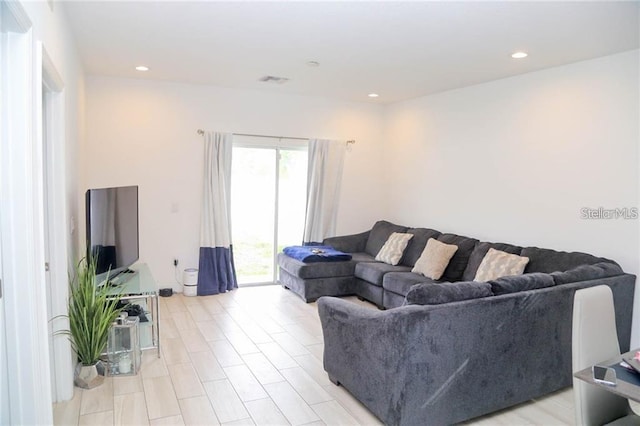 669 Lake Shore Pkwy, Davenport, FL 33896 - living room with recessed lighting
