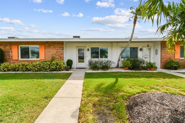 226 S Pebble Beach Blvd Unit 31, Sun City Center, FL 33573 - photo 1