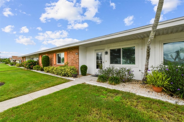 226 S Pebble Beach Blvd Unit 31, Sun City Center, FL 33573 - photo 2