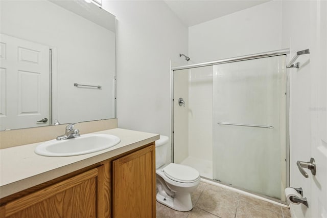 1713 Retreat Cir, Clermont, FL 34714 - full bath with a shower stall, vanity, and tile patterned flooring