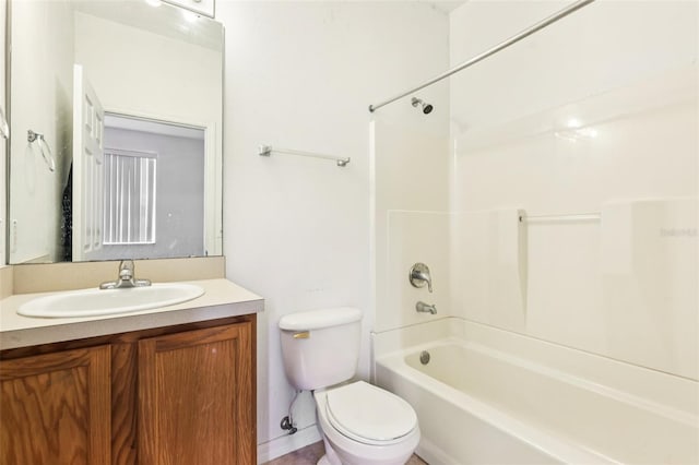 1713 Retreat Cir, Clermont, FL 34714 - full bathroom with vanity and washtub / shower combination