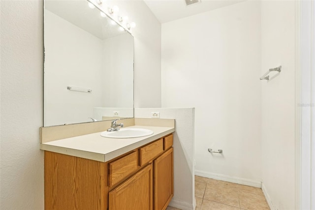 1713 Retreat Cir, Clermont, FL 34714 - bathroom with vanity and tile patterned flooring