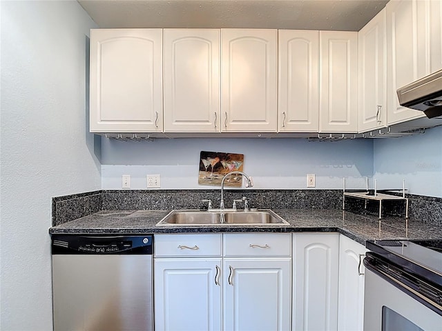 11718 Raintree Village Blvd Unit C, Temple Terrace, FL 33617 - kitchen with dishwasher and white cabinetry