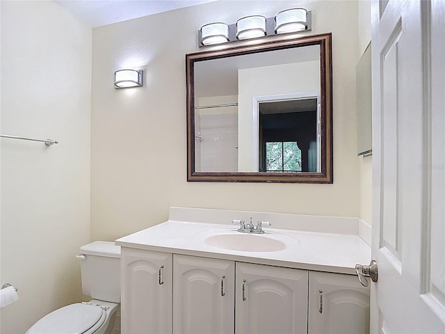 11718 Raintree Village Blvd Unit C, Temple Terrace, FL 33617 - bathroom featuring vanity and toilet