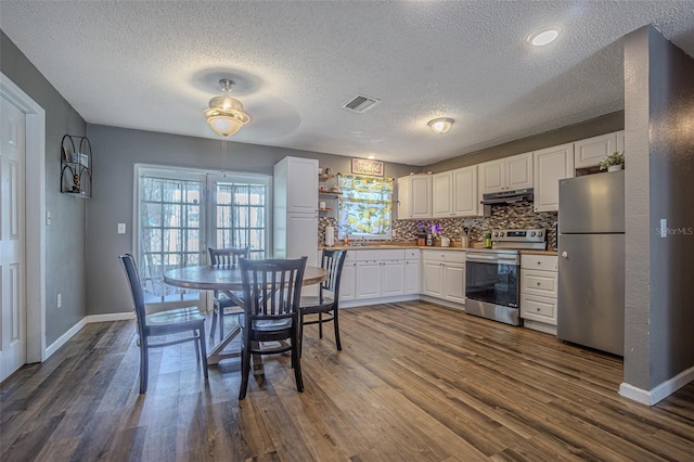 5905 April St E, Lakeland, FL 33812 - photo 11