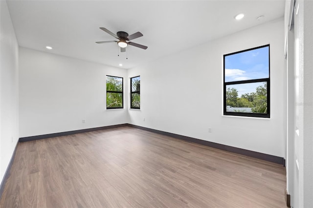 8421 Marlanas Pl, Tampa, FL 33637 - photo 14