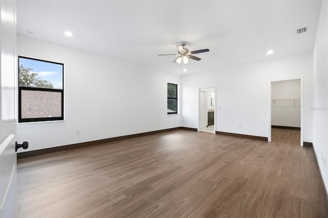 8421 Marlanas Pl, Tampa, FL 33637 - photo 15