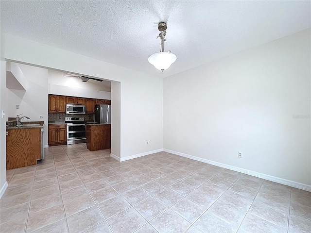 2776 Wesleyan Dr, Palm Harbor, FL 34684 - photo 24