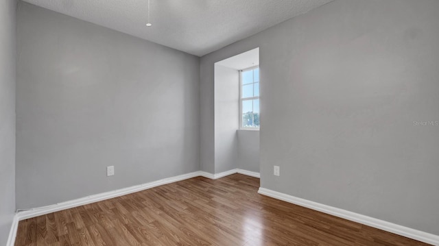 15701 Springmoss Ln, Tampa, FL 33624 - photo 38