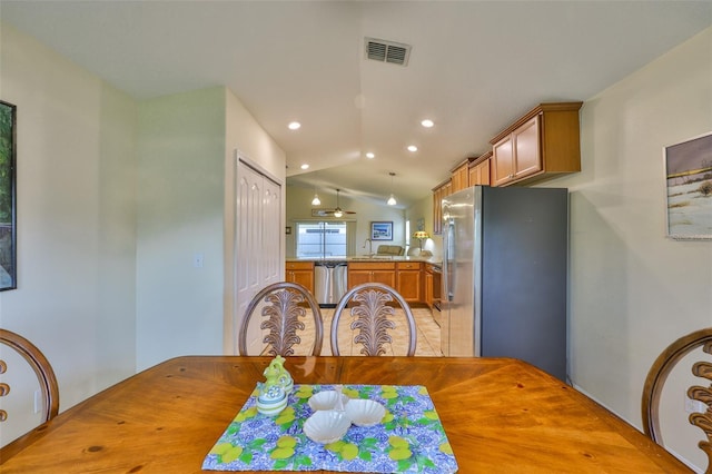 15403 Fire Rock Pl, Ruskin, FL 33573 - dining area featuring lofted ceiling and recessed lighting