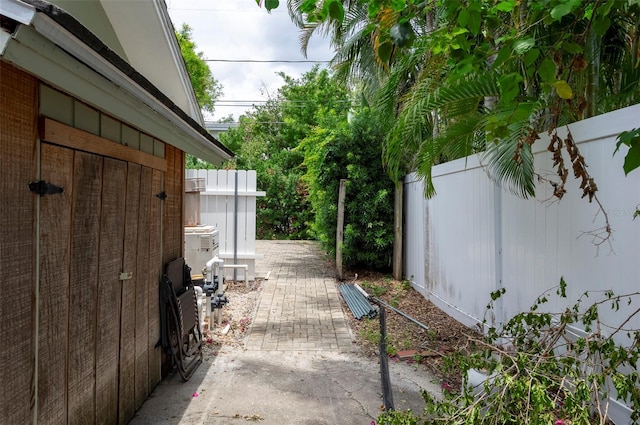 3275 Walnut St NE, Saint Petersburg, FL 33704 - photo 9