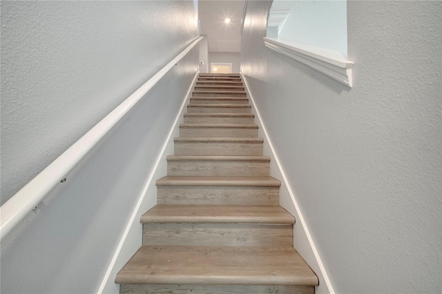 2023 Maple Ridge Dr, Zellwood, FL 32798 - view of staircase