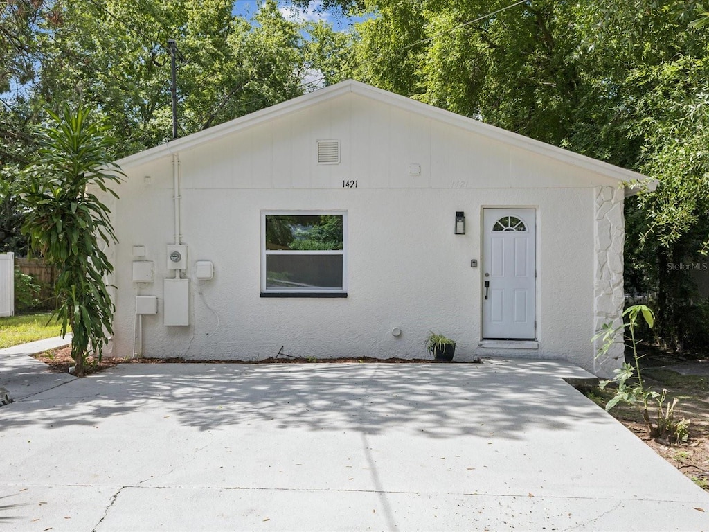 1421 E Seward St, Tampa, FL 33604 - photo 1