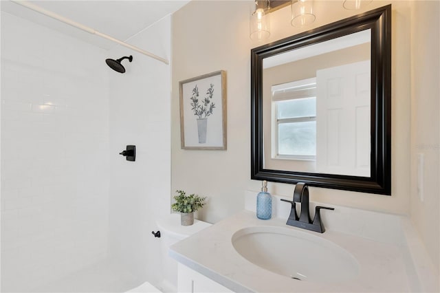 4723 Bloomingdale Ave, Valrico, FL 33596 - full bathroom with vanity and tiled shower