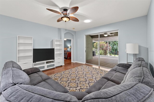 19213 Pelican Ridge Ln, Tampa, FL 33647 - photo 31