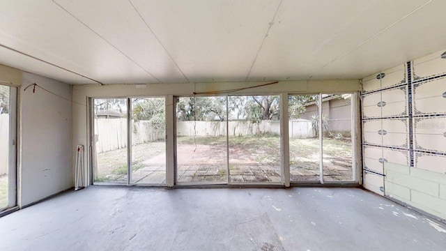 8609 N 11th St, Tampa, FL 33604 - unfurnished sunroom with plenty of natural light