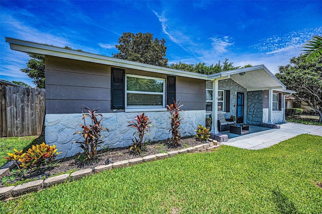 6053 11th Ave, New Port Richey, FL 34653 - ranch-style home with stone siding