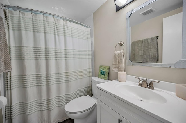 6053 11th Ave, New Port Richey, FL 34653 - bathroom with vanity and a shower with shower curtain