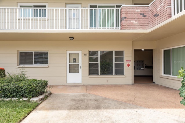 2262 Swedish Dr Unit 10, Clearwater, FL 33763 - photo 2