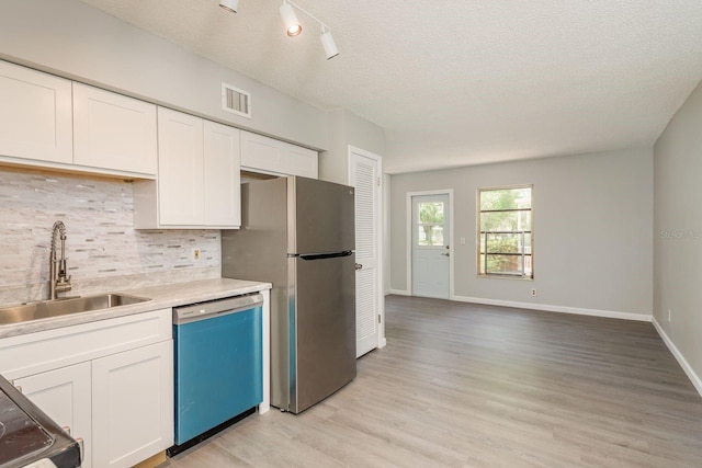 2262 Swedish Dr Unit 10, Clearwater, FL 33763 - photo 5