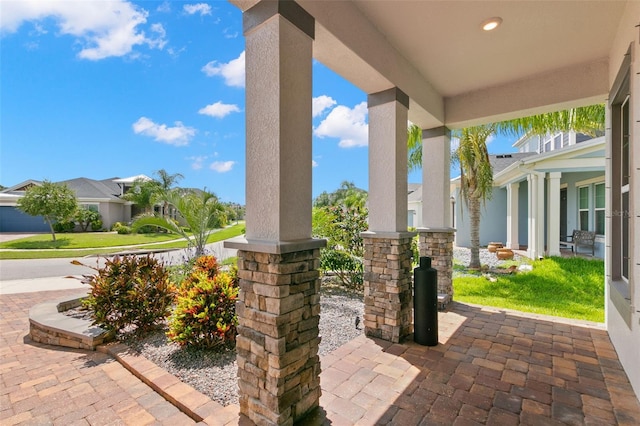 719 Cajeput Loop, Tarpon Springs, FL 34689 - photo 5