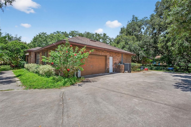 2101 Whitlock Pl, Dover, FL 33527 - photo 2