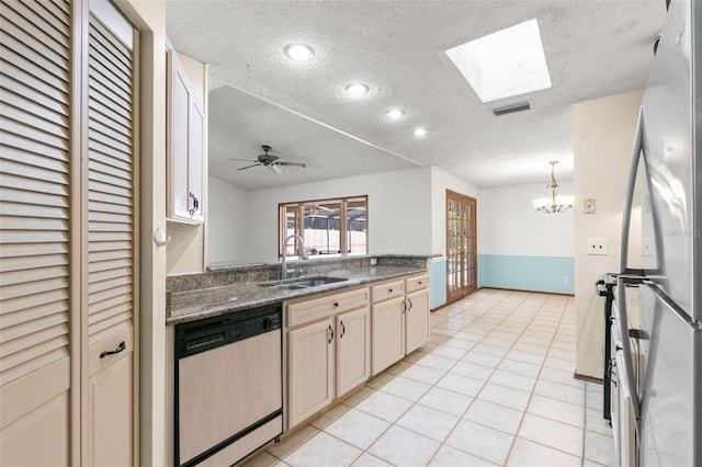 2147 Colonial Blvd W, Palm Harbor, FL 34683 - photo 12