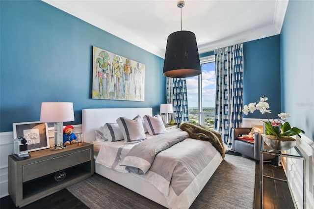 450 Knights Run Ave Unit 2004, Tampa, FL 33602 - bedroom featuring wood finished floors and crown molding
