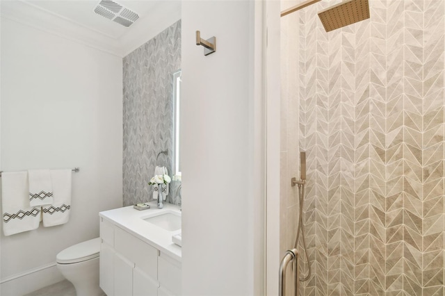 450 Knights Run Ave Unit 2004, Tampa, FL 33602 - full bathroom featuring vanity and tiled shower