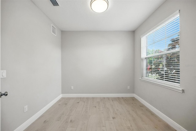 2519 W Hiawatha St, Tampa, FL 33614 - photo 4