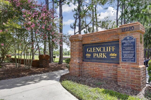 9804 Royce Dr, Tampa, FL 33626 - photo 46