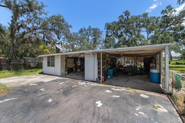 6923 W Mohawk Ave, Tampa, FL 33634 - photo 9