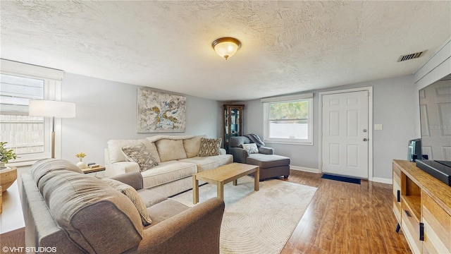 5550 Kelly Dr N, Saint Petersburg, FL 33703 - photo 8