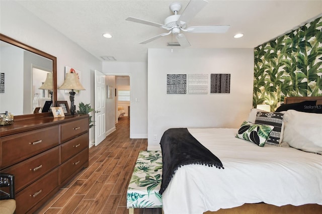 4740 Venetian Blvd NE, Saint Petersburg, FL 33703 - photo 19