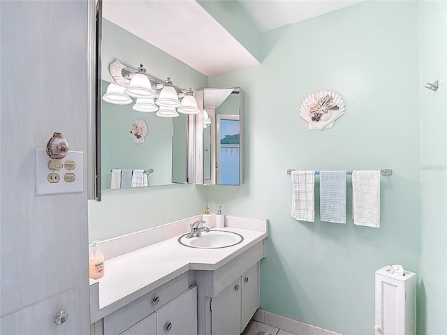 4360 Tahitian Gardens Cir Unit H, Holiday, FL 34691 - bathroom featuring vanity