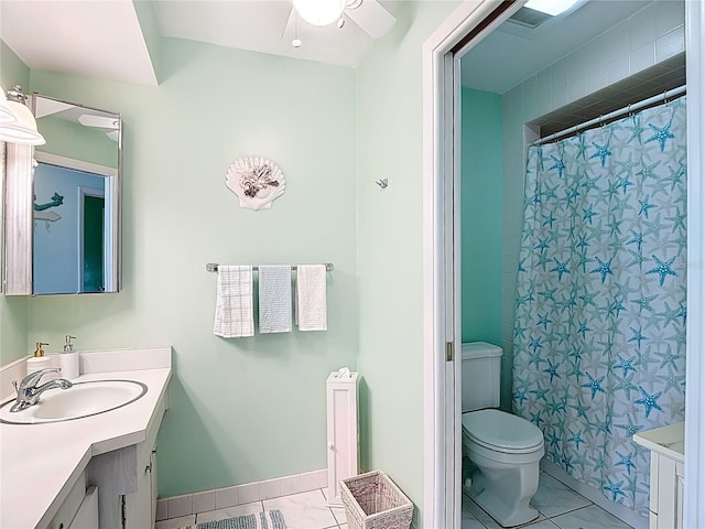 4360 Tahitian Gardens Cir Unit H, Holiday, FL 34691 - full bath featuring vanity, a ceiling fan, a shower with curtain, and tile patterned flooring