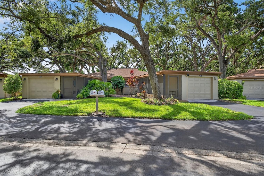 7051 Bright Creek Dr Unit 6, Sarasota, FL 34231 - photo 1