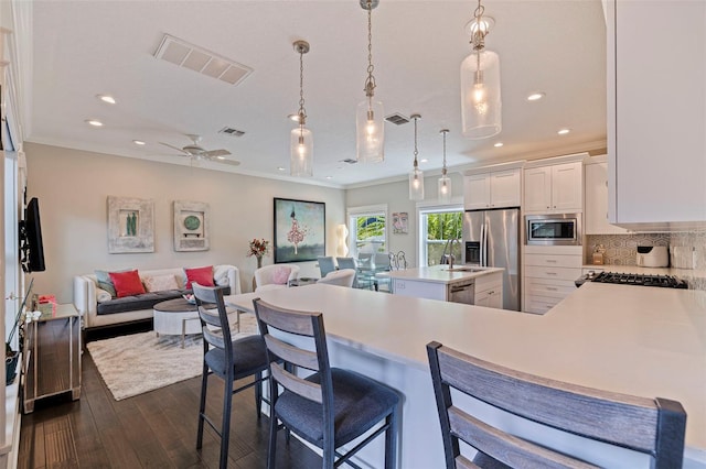 440 11th Ave NE, Saint Petersburg, FL 33701 - photo 13