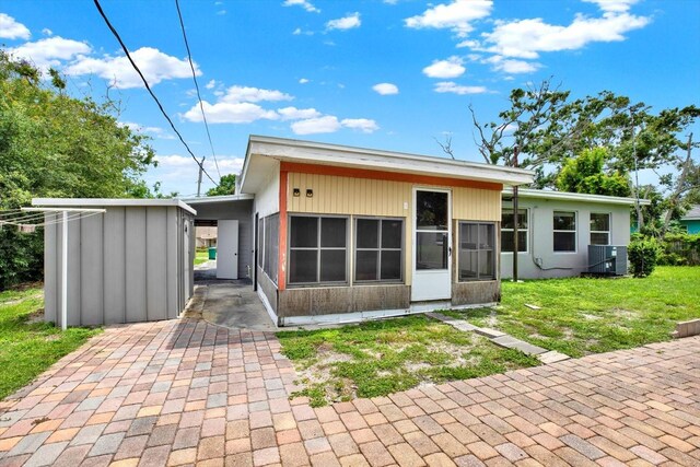 10711 Seminole Dr N, Saint Petersburg, FL 33708 - photo 23