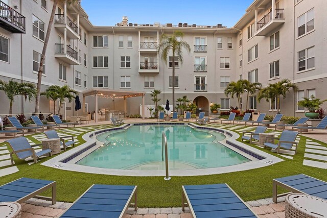 371 Channelside Walk Way Unit 1104, Tampa, FL 33602 - community pool featuring a patio