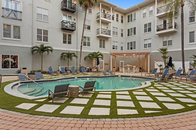 371 Channelside Walk Way Unit 1104, Tampa, FL 33602 - community pool featuring a patio area