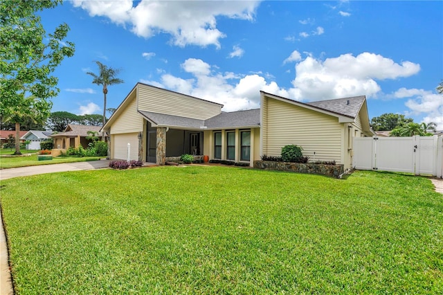 10857 97th St, Largo, FL 33773 - photo 1