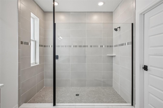 33157 Rosewood Bark Way, Wesley Chapel, FL 33545 - full bath featuring a stall shower and recessed lighting