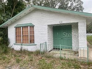 508 Dartmouth Ave E, Oldsmar, FL 34677 - view of front of house