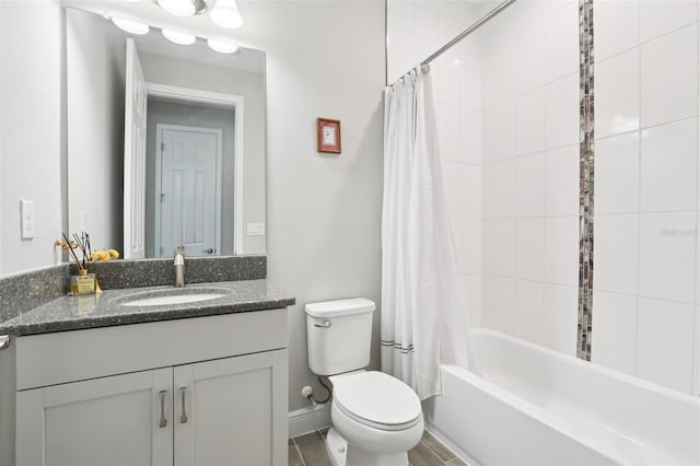 5426 Wayfarer Ave, Apollo Beach, FL 33572 - bathroom featuring vanity and shower / tub combo with curtain