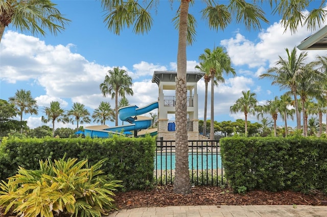 5426 Wayfarer Ave, Apollo Beach, FL 33572 - view of community sign