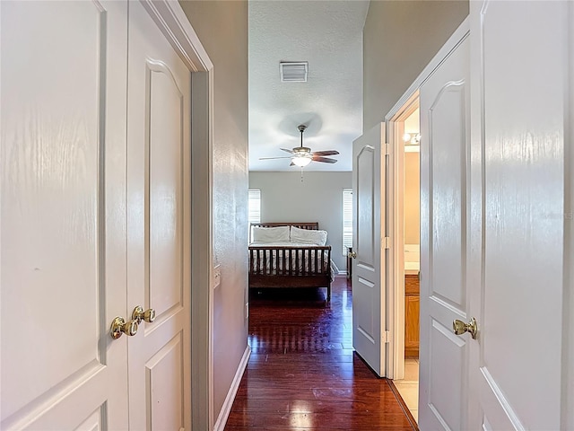 30616 Lanesborough Cir, Wesley Chapel, FL 33543 - photo 31