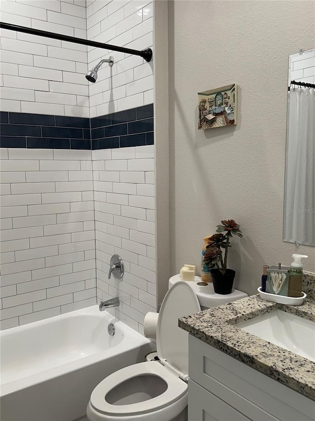 4043 SW 156th Pl, Ocala, FL 34473 - full bath featuring vanity and bathtub / shower combination