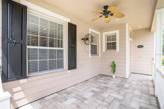 17902 Havenview Ln, Lutz, FL 33558 - photo 4